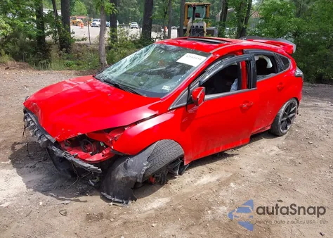 2015 Ford Focus St z USA, uszkodzony, nr VIN 1FADP3L99FL274612